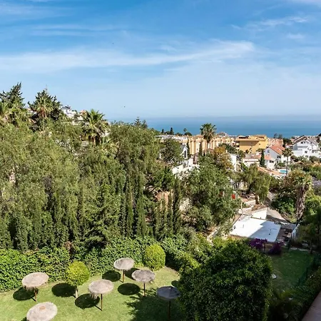 Malagasuite Pool And Sea Views